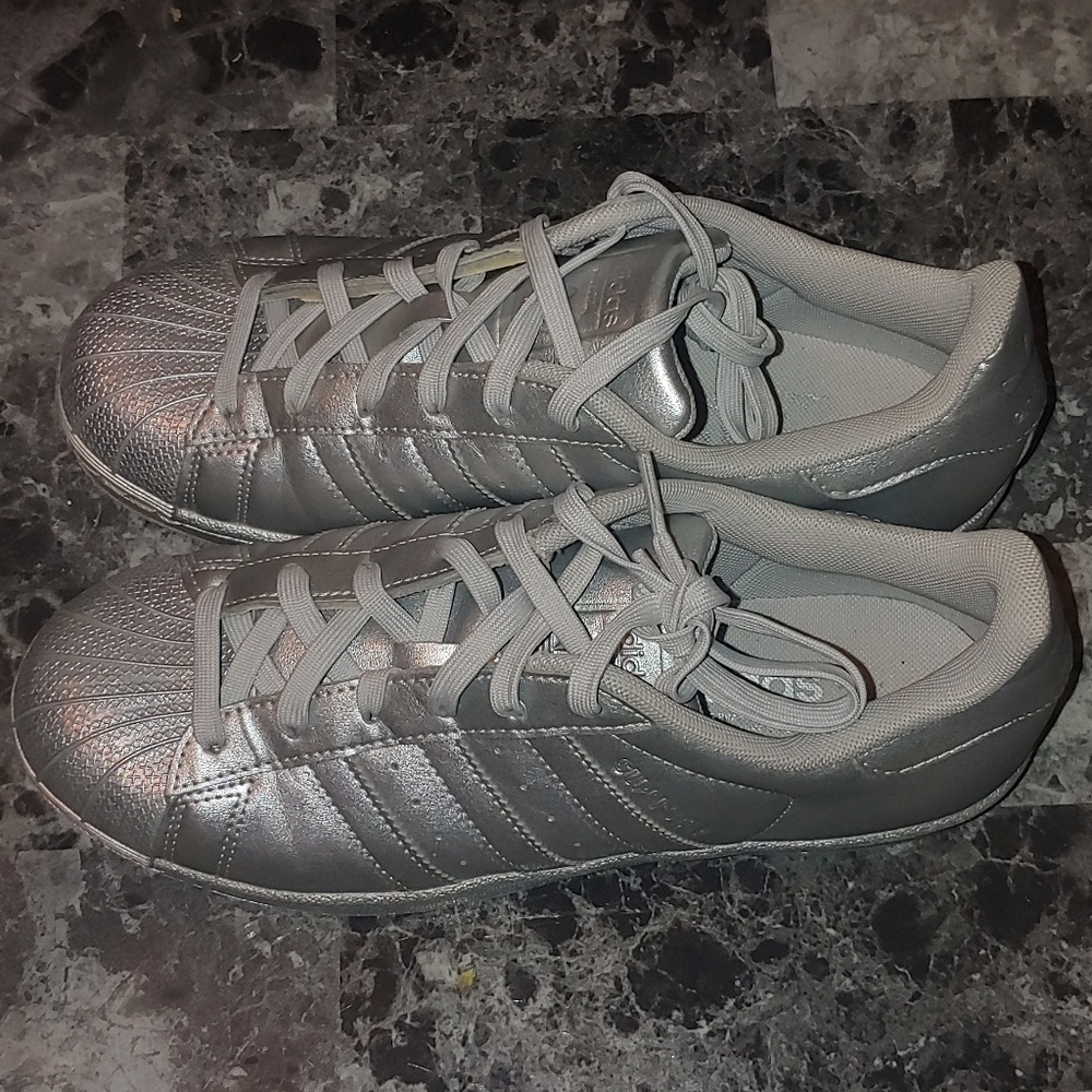 Addidas Superstars(Read Description b4 Purchase)